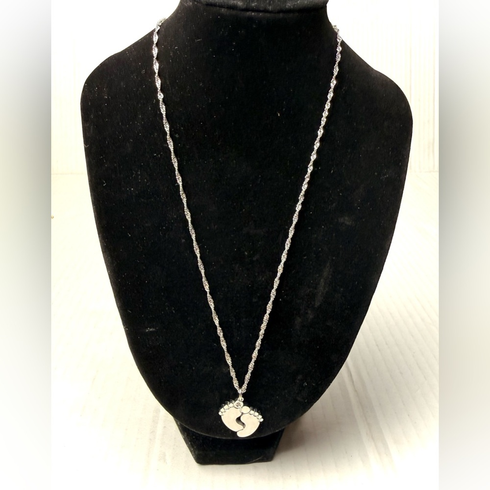 Baby Feet Pendant Necklace‎ Minimalist Newborn Charm Rhinestone Silver Tone
